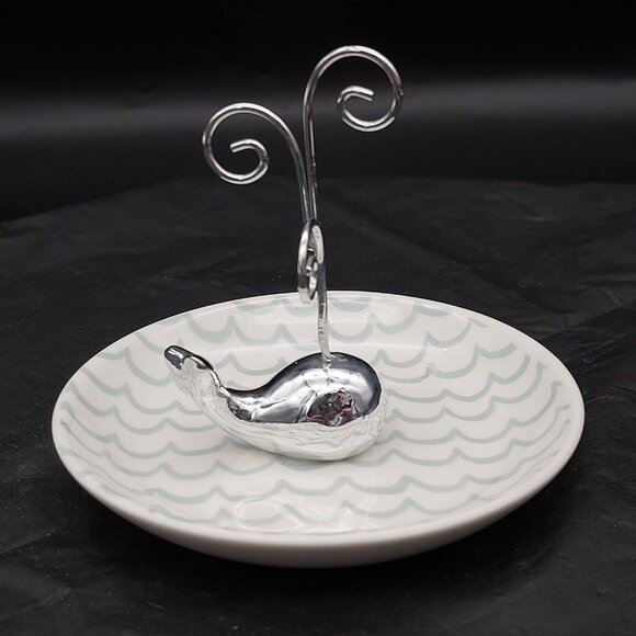 Lauren Conrad Whale Jewelry Dish Ring Holder Trinket Tray Kohl's Metal Ceramic - Picture 4 of 16
